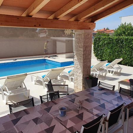 Holiday Home Nikol Пула Екстер'єр фото