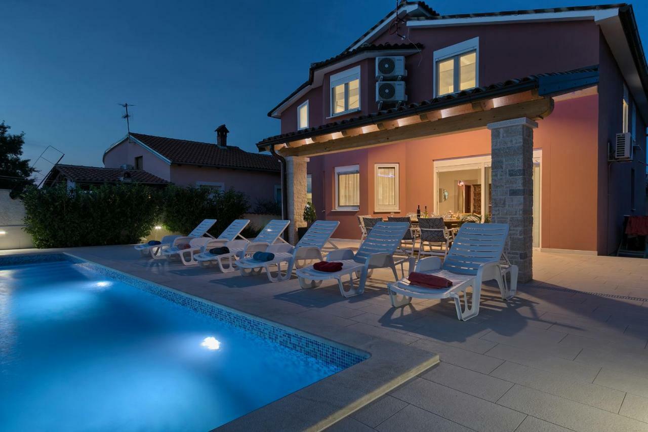 Holiday Home Nikol Пула Екстер'єр фото