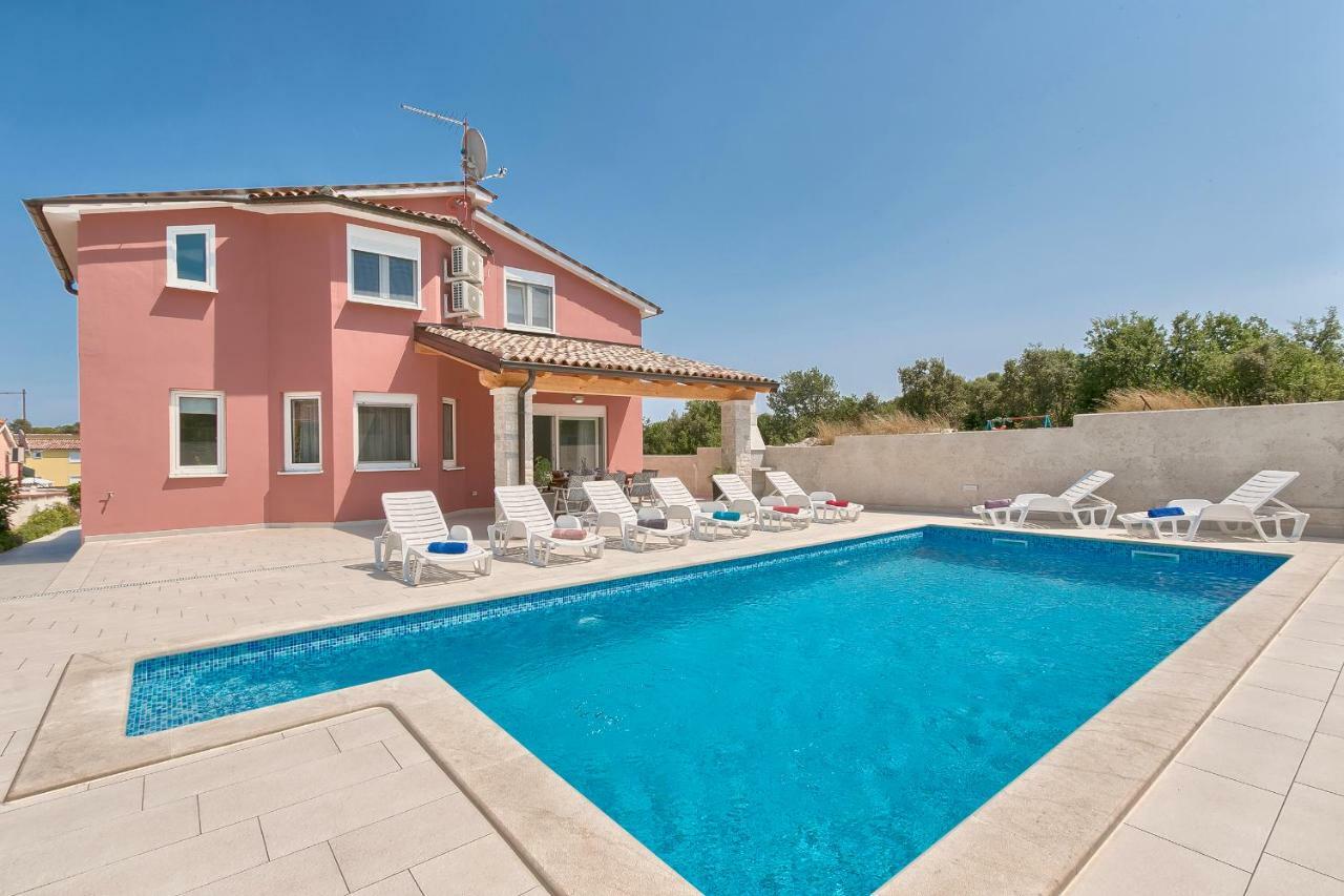 Holiday Home Nikol Пула Екстер'єр фото
